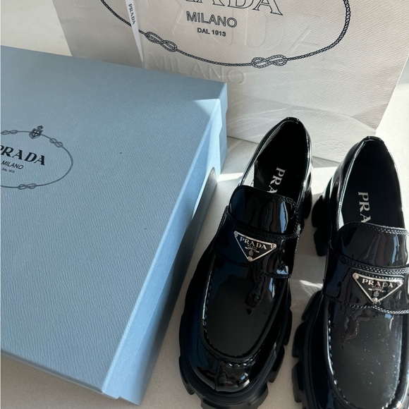 NIB Prada Monolith Patent Leather Loafers 38 Silver Enamel Prada Logo - Picture 3 of 11